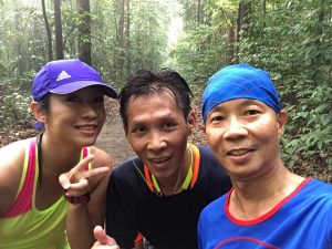Bumped into pacer-runner pair of William Muk (pacer) and Amy Khor somewhere in the trails