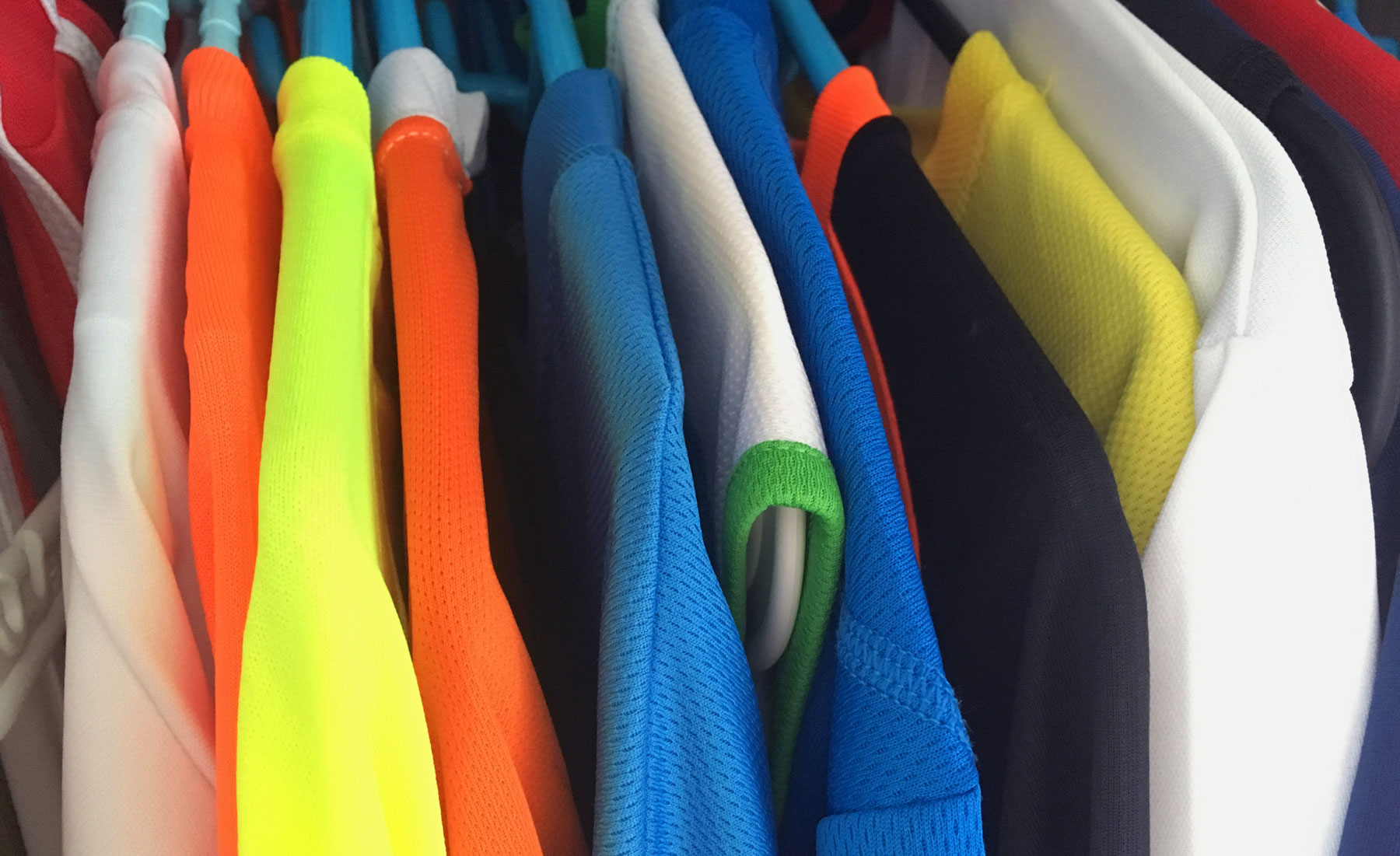 T-Shirt Printing Material Guide: Cotton Vs Dri-Fit | vlr.eng.br