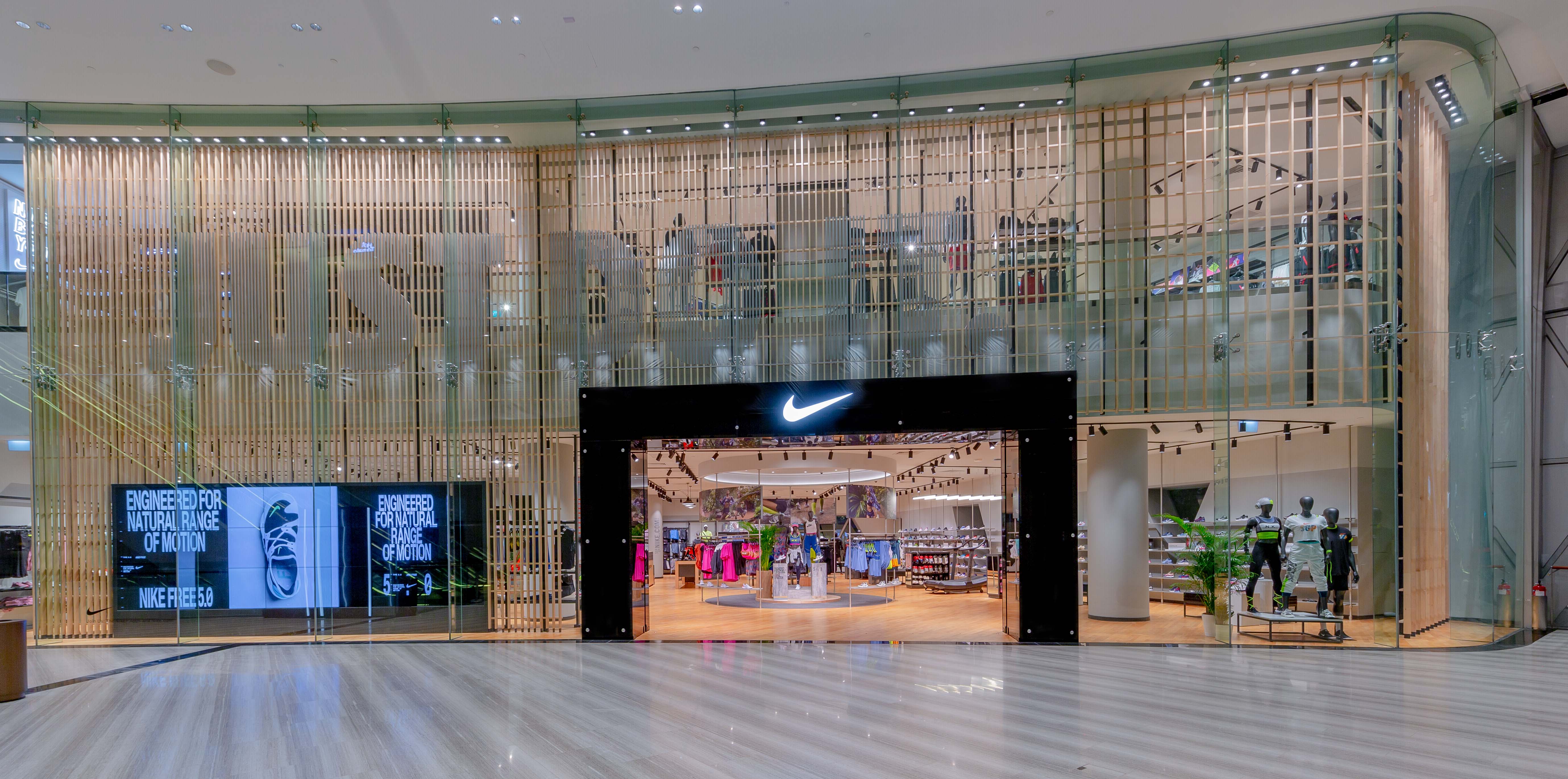 nike airport store