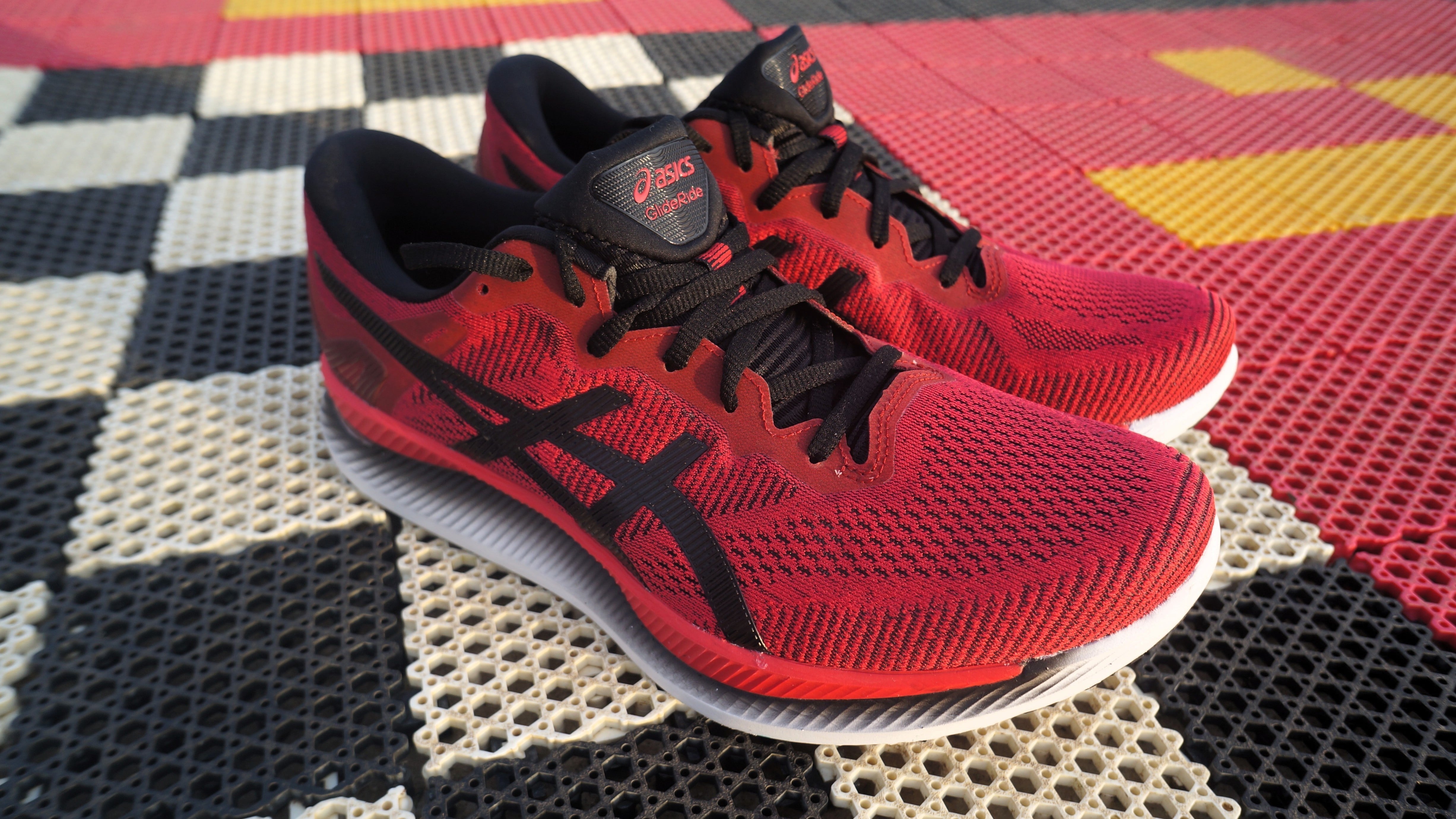 Gear Review: ASICS GlideRide for Easy Mileage Building in Long Runs ...