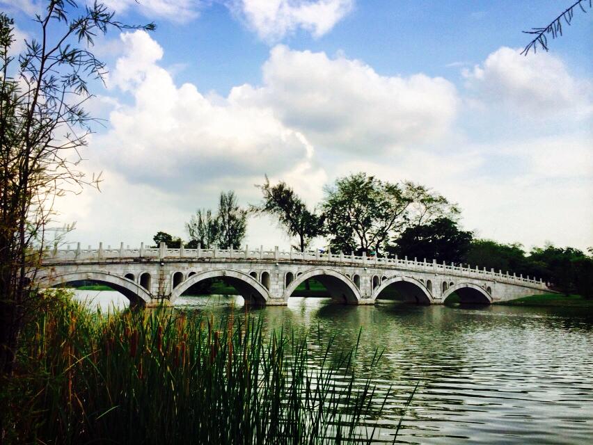 Bai Hong Qiao | Photo credits: Zhiyong (March 29, 2014)